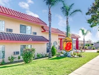 Hotel Super 8 By Wyndham Ontario Ca 2*