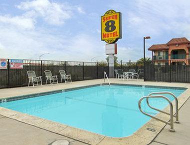 Super 8 By Wyndham Ontario Ca 2*